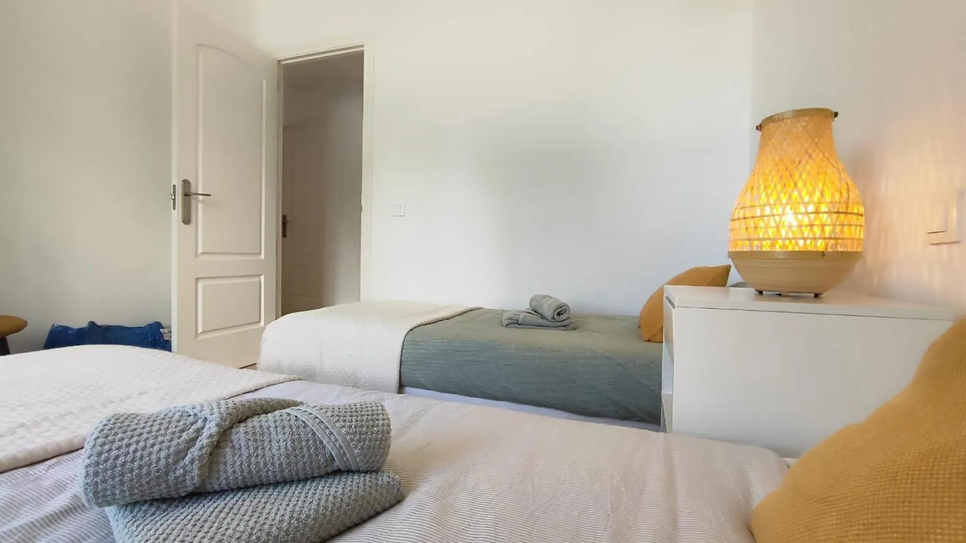 מנילבה Apartamento Sunrise ספרד